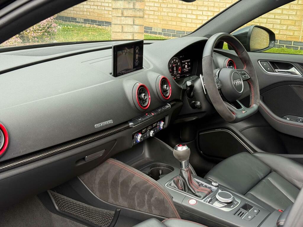 Audi RS3 2.5 Tfsi Rs 3 Quattro S Tronic Black #10