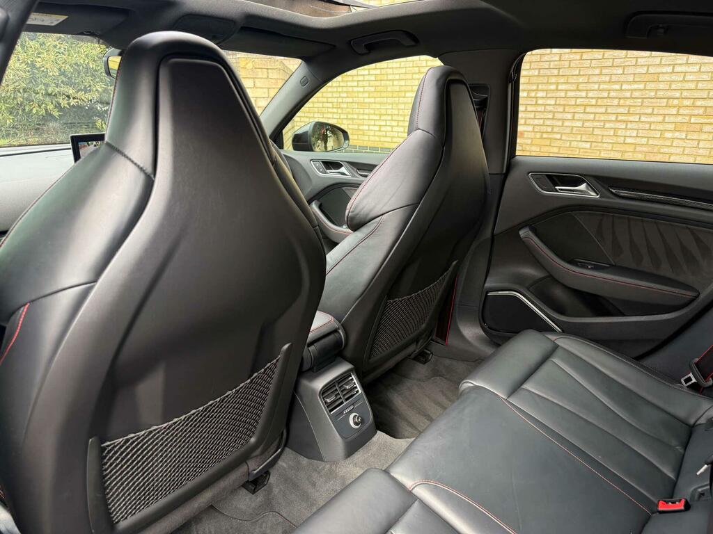 Audi RS3 2.5 Tfsi Rs 3 Quattro S Tronic Black #33