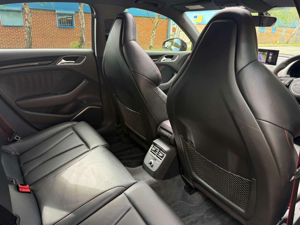 Audi RS3 2.5 Tfsi Rs 3 Quattro S Tronic Black #31