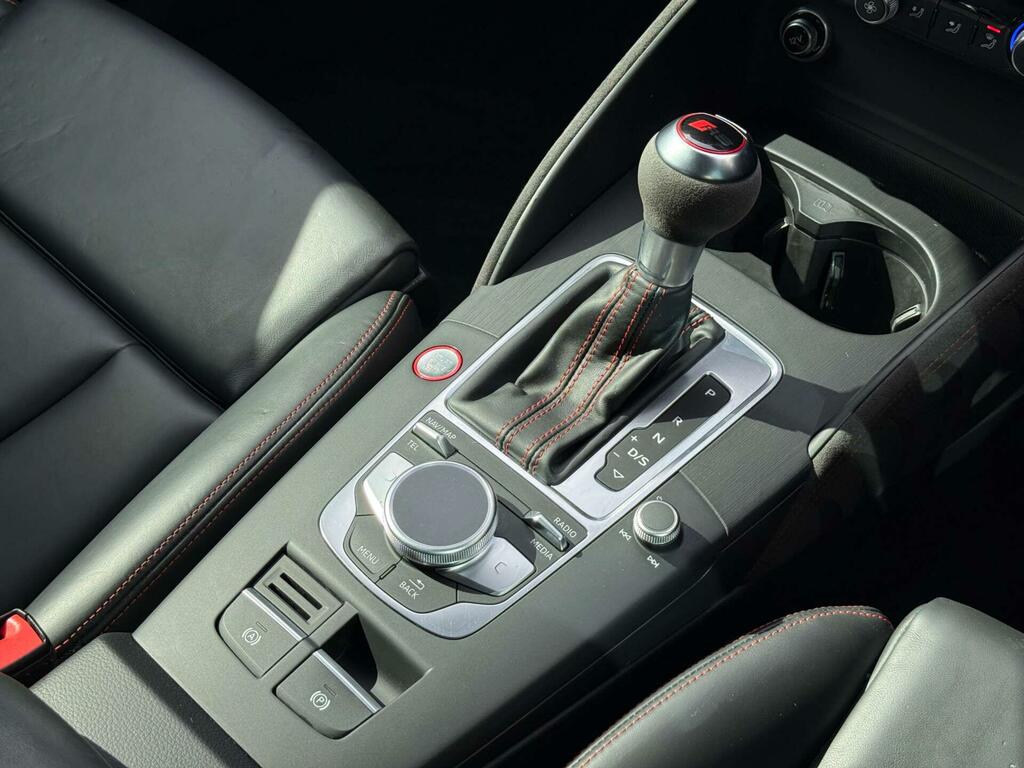 Audi RS3 2.5 Tfsi Rs 3 Quattro S Tronic Black #27