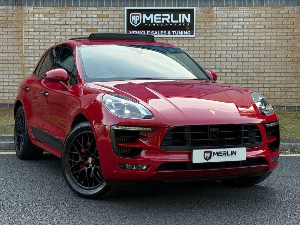 Porsche Macan Gts Red