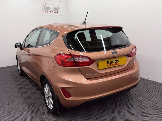 Ford Fiesta 1.1 Ti-vct Zetec Bo Play Series Hatchback Pet BK18MYT Brown #4