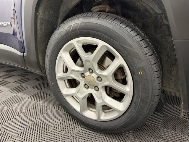 Jeep Renegade Limited Grey #8