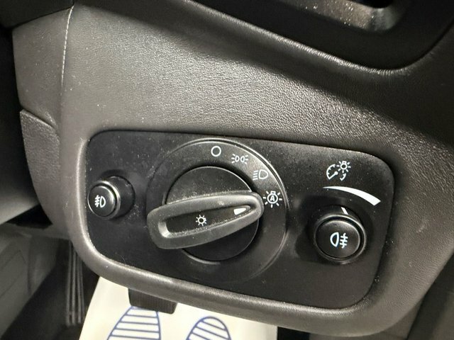 Ford Kuga Hatchback Blue #12