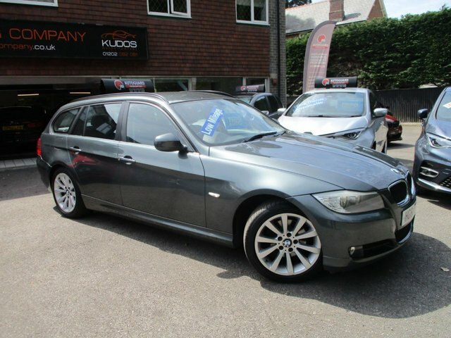 BMW 3 Series 2011 2.0 318I Se Touring Euro 5 Grey
