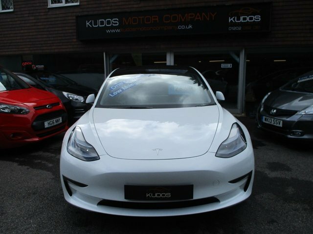 Tesla Model 3 2023 Dual Motor Performance Saloon LB23WEP White #3