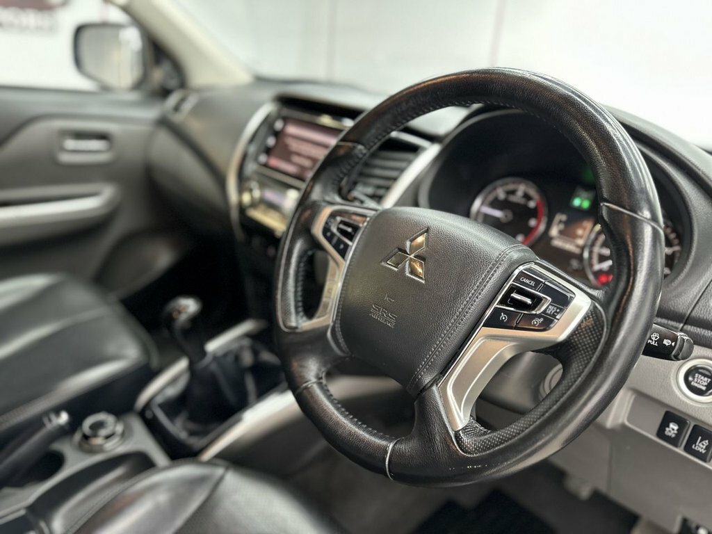 Mitsubishi L200 Double Cab Di-d 178 Barbarian 4Wd - 2018 68 Green #27