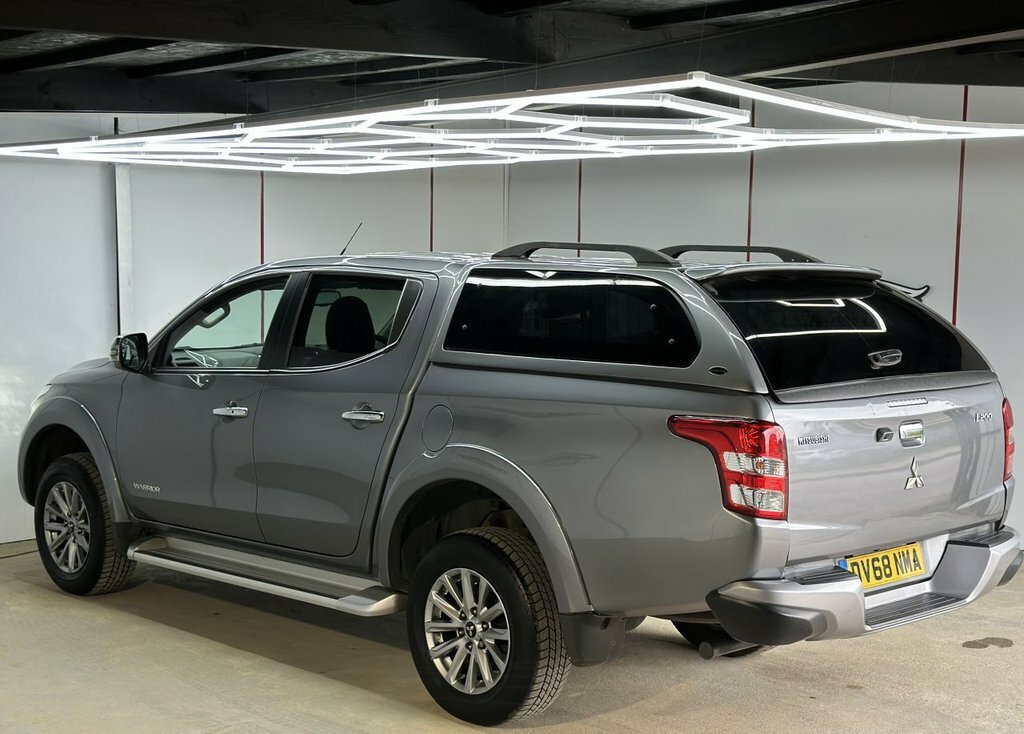 Mitsubishi L200 Double Cab Di-d 178 Barbarian 4Wd - 2018 68 Green #15