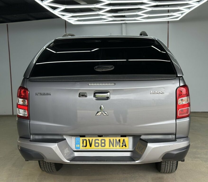 Mitsubishi L200 Double Cab Di-d 178 Barbarian 4Wd - 2018 68 Green #14
