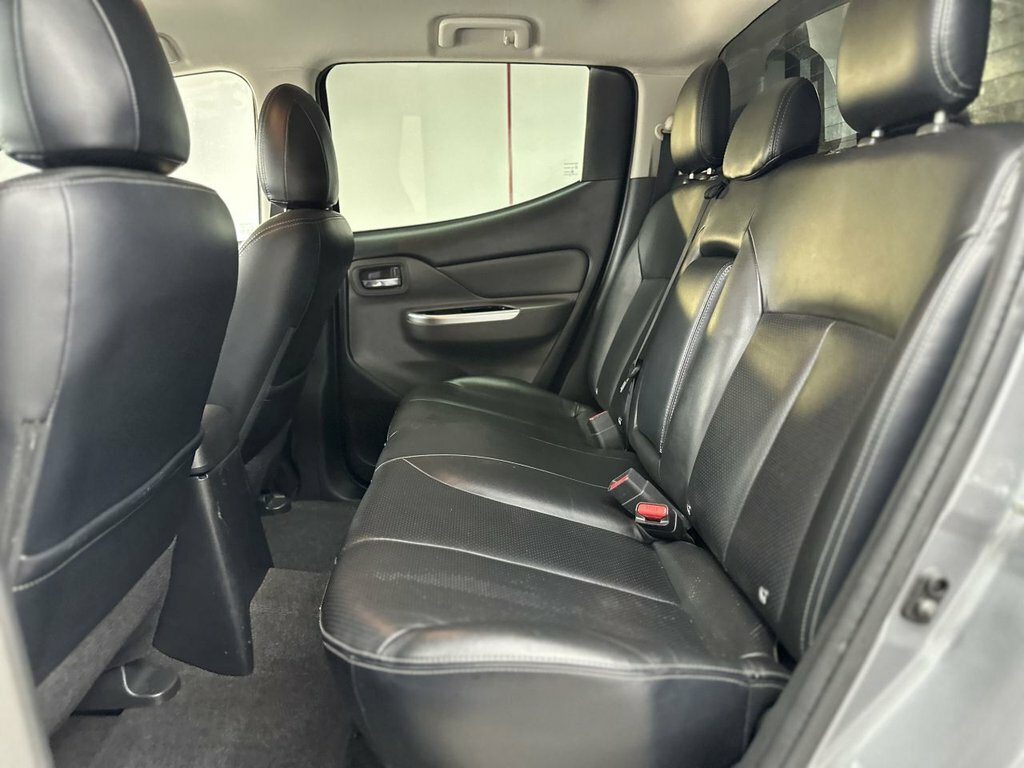 Mitsubishi L200 Double Cab Di-d 178 Barbarian 4Wd - 2018 68 Green #41