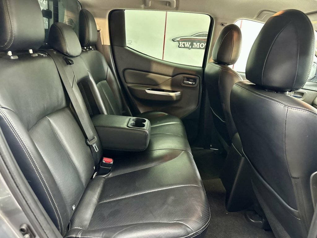 Mitsubishi L200 Double Cab Di-d 178 Barbarian 4Wd - 2018 68 Green #42