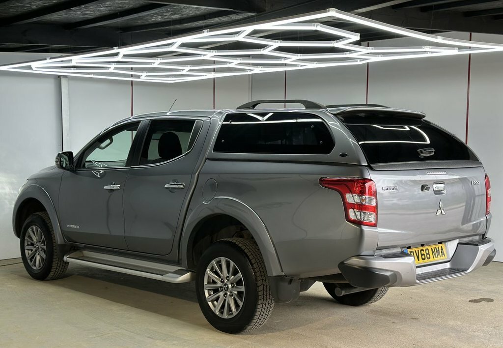 Mitsubishi L200 Double Cab Di-d 178 Barbarian 4Wd - 2018 68 Green #17