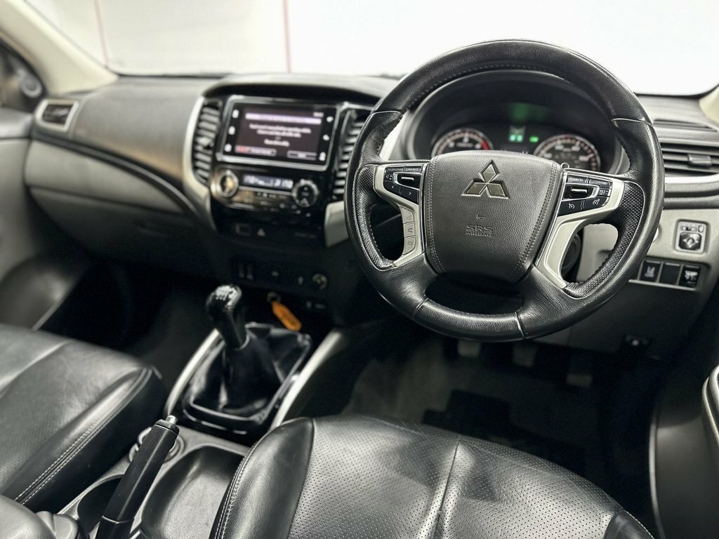 Mitsubishi L200 Double Cab Di-d 178 Barbarian 4Wd - 2018 68 Green #19