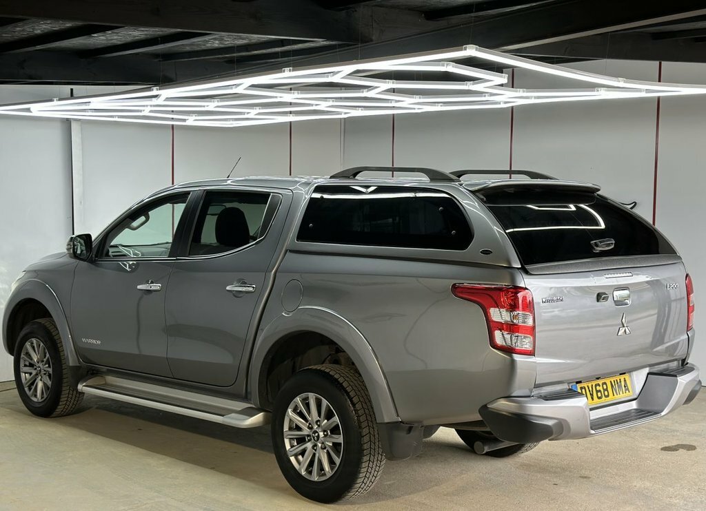 Mitsubishi L200 Double Cab Di-d 178 Barbarian 4Wd - 2018 68 Green #16