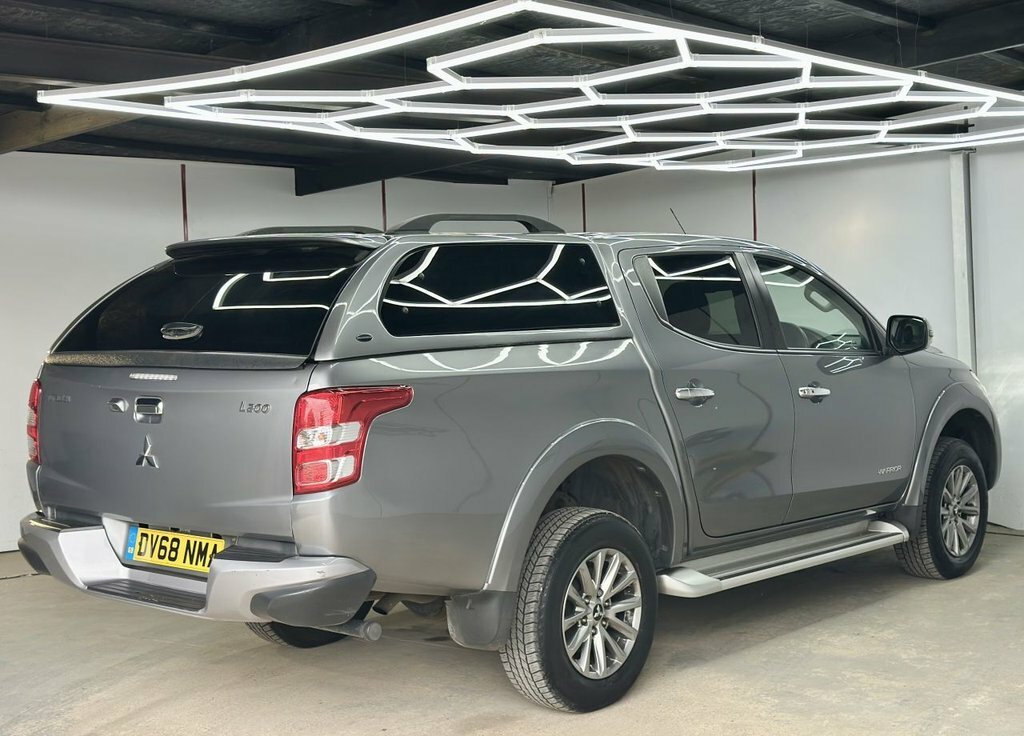 Mitsubishi L200 Double Cab Di-d 178 Barbarian 4Wd - 2018 68 Green #13