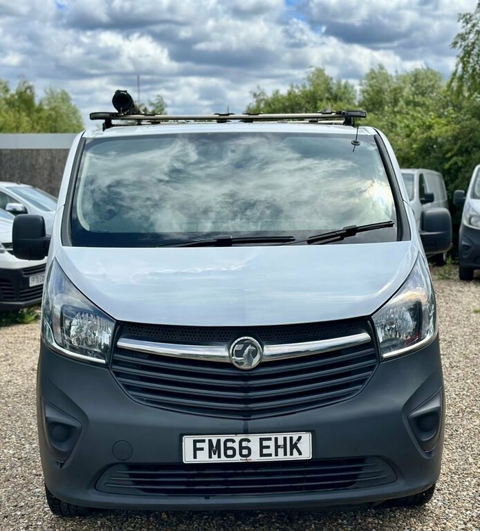 Vauxhall Vivaro 1.6L Null White #5
