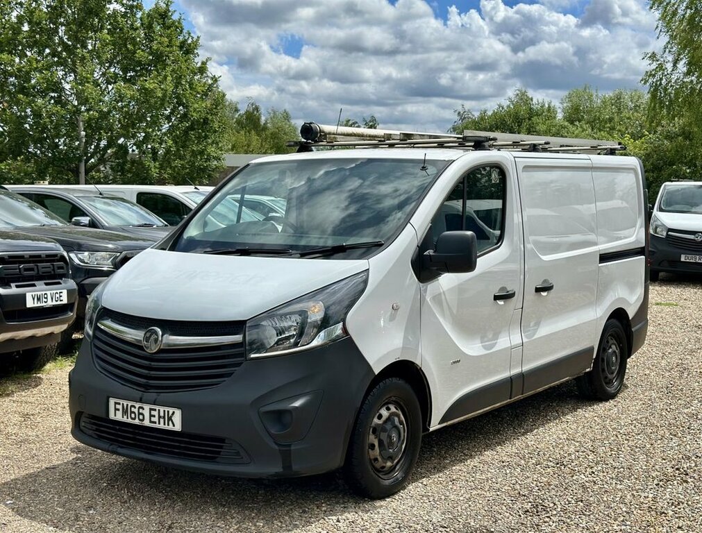 Vauxhall Vivaro 1.6L Null White #6