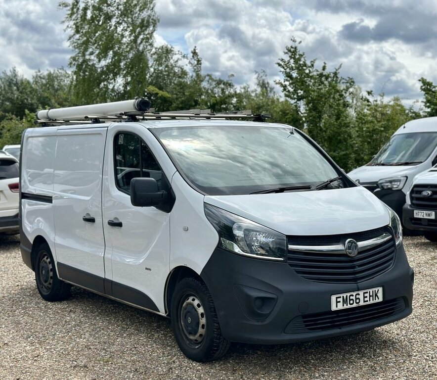 Vauxhall Vivaro 1.6L Null White #3