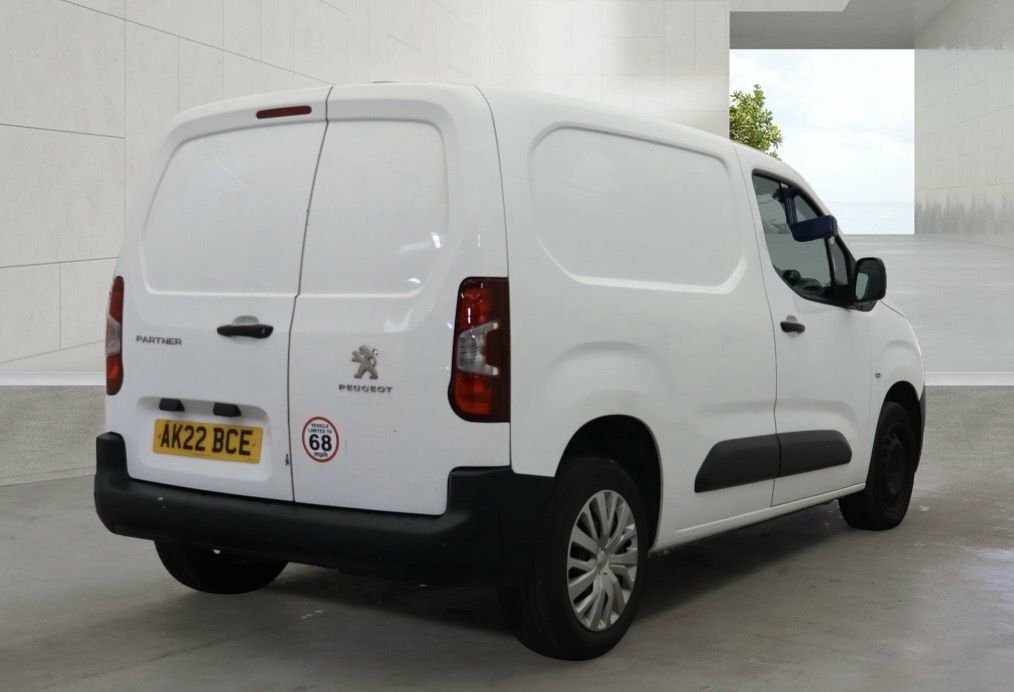 Peugeot Partner 1.5L Professional Premium White #2