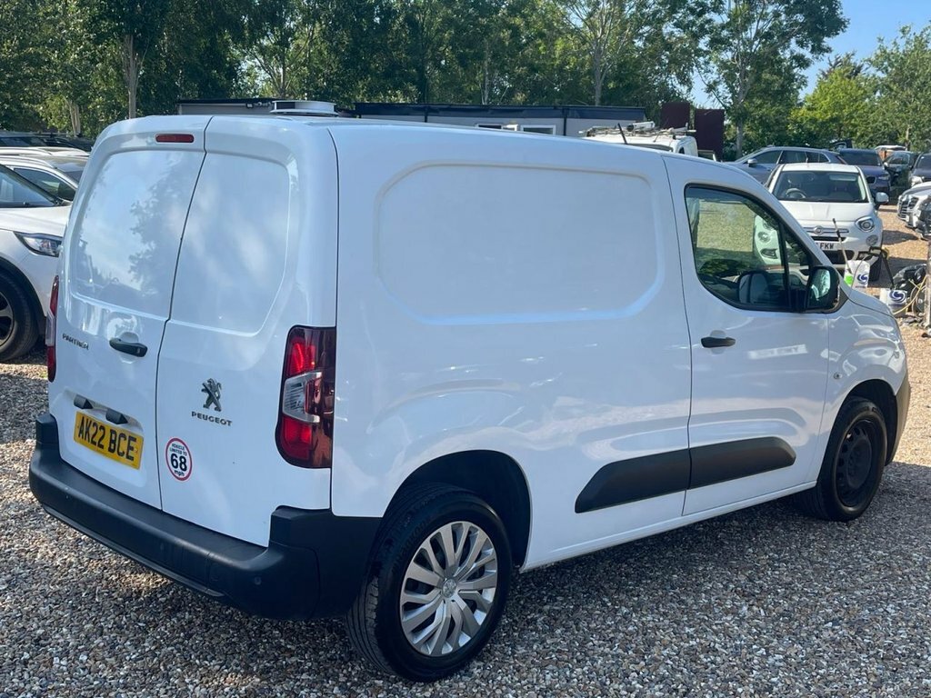 Peugeot Partner 1.5L Professional Premium AK22BCE White #6