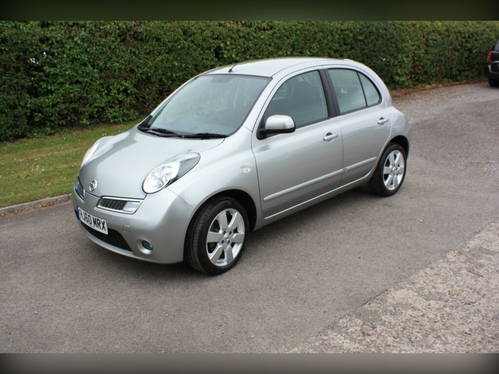 Nissan Micra 1.2 16V N-tec Hatchback 139 Gk Silver