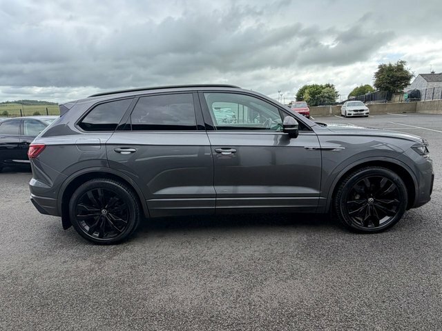 Volkswagen Touareg 3.0 Tdi V6 Black Edition Suv Tiptronic YJZ11 Black #6