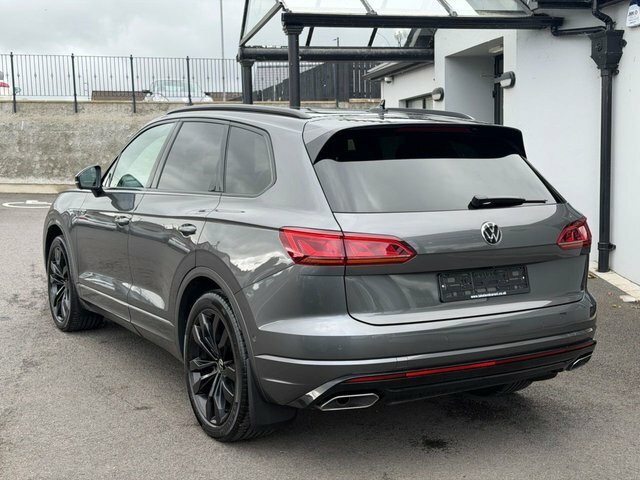 Volkswagen Touareg 3.0 Tdi V6 Black Edition Suv Tiptronic YJZ11 Black #3