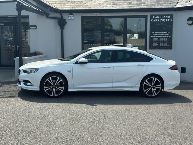 Vauxhall Insignia 2.0 Turbo D Blueinjection Sri VX Line Nav Grand Sp YA18LKO White #3