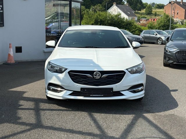 Vauxhall Insignia 2.0 Turbo D Blueinjection Sri VX Line Nav Grand Sp YA18LKO White #5