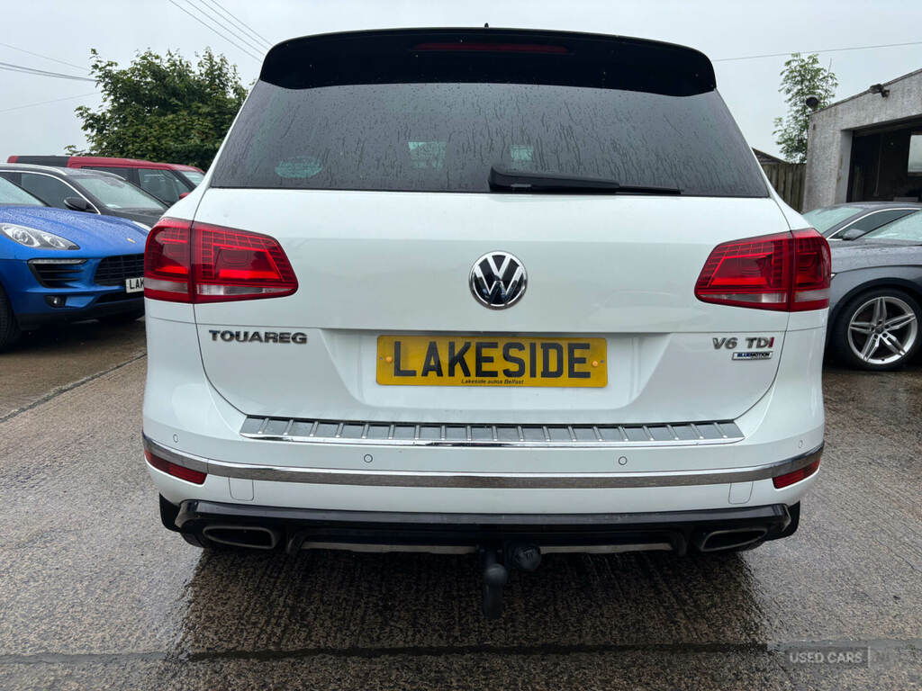 Volkswagen Touareg 3.0 V6 Tdi Bluemotion Tech 262 R-line Tip White #5