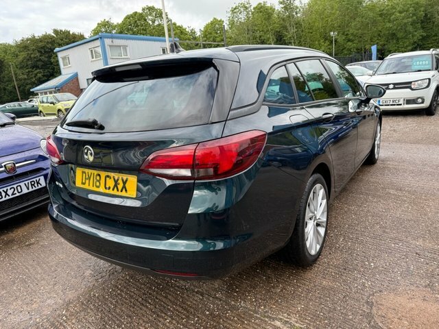 Vauxhall Astra 1.4I Tech Line Nav Sports Tourer DY18CXX Green #3