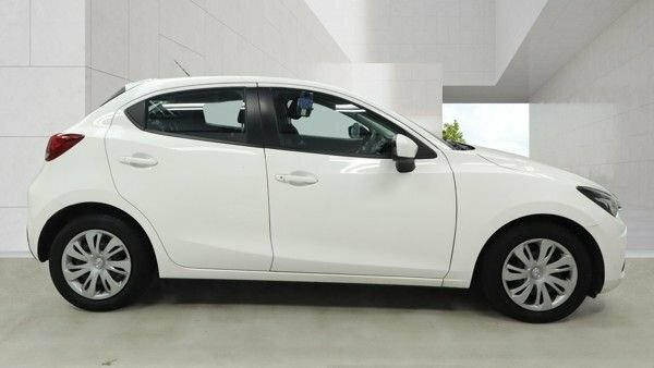 Mazda 2 1.5 Skyactiv-g Se Hatchback Euro YG17PSU White #5