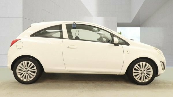 Vauxhall Corsa 1.2 16V Energy Hatchback Euro 5 White #5