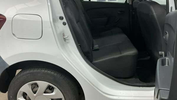 Dacia Sandero Ambiance Black #8