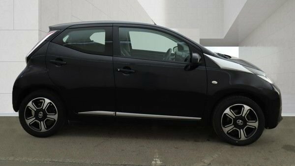 Toyota Aygo 1.0 Vvt-i X-clusiv Hatchback Eur Black #5
