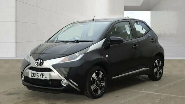 Toyota Aygo 1.0 Vvt-i X-clusiv Hatchback Eur Black #2