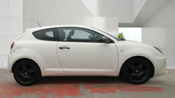 Alfa Romeo MiTo 875 Tb Twinair Speciale Hatchback Manua White #5
