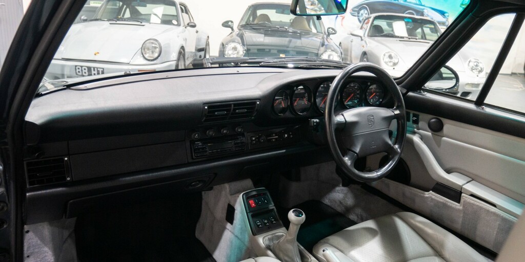 Porsche 911 993 Carrera Silver #17