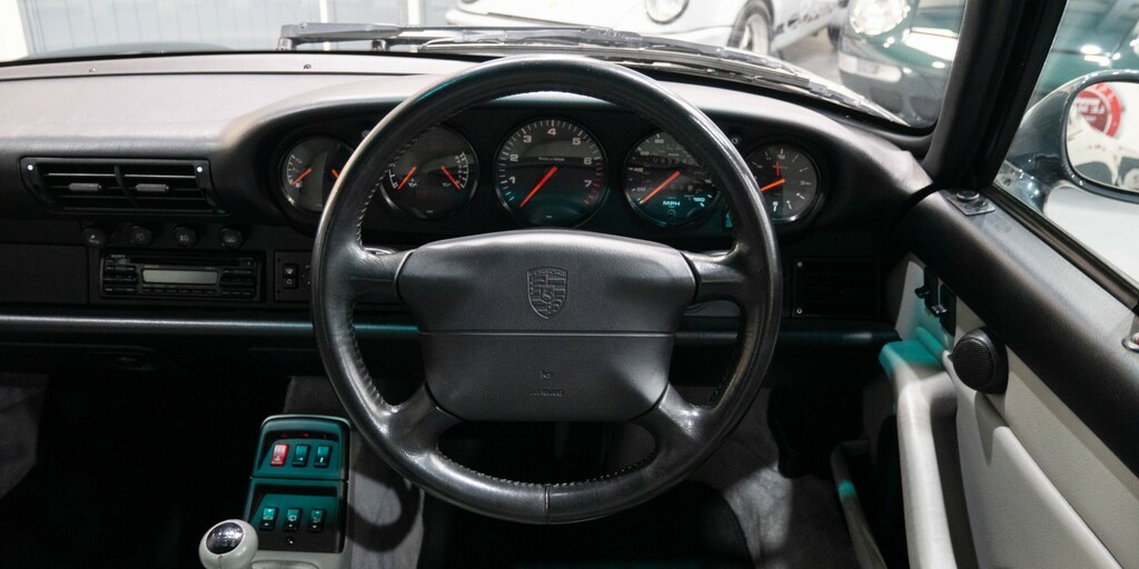 Porsche 911 993 Carrera Silver #22