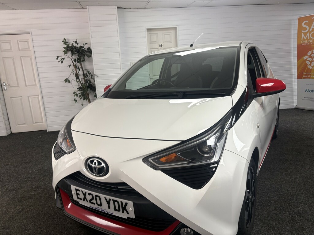 Toyota Aygo Hatchback 1.0 Vvt-i X-trend EX20YDK White #3