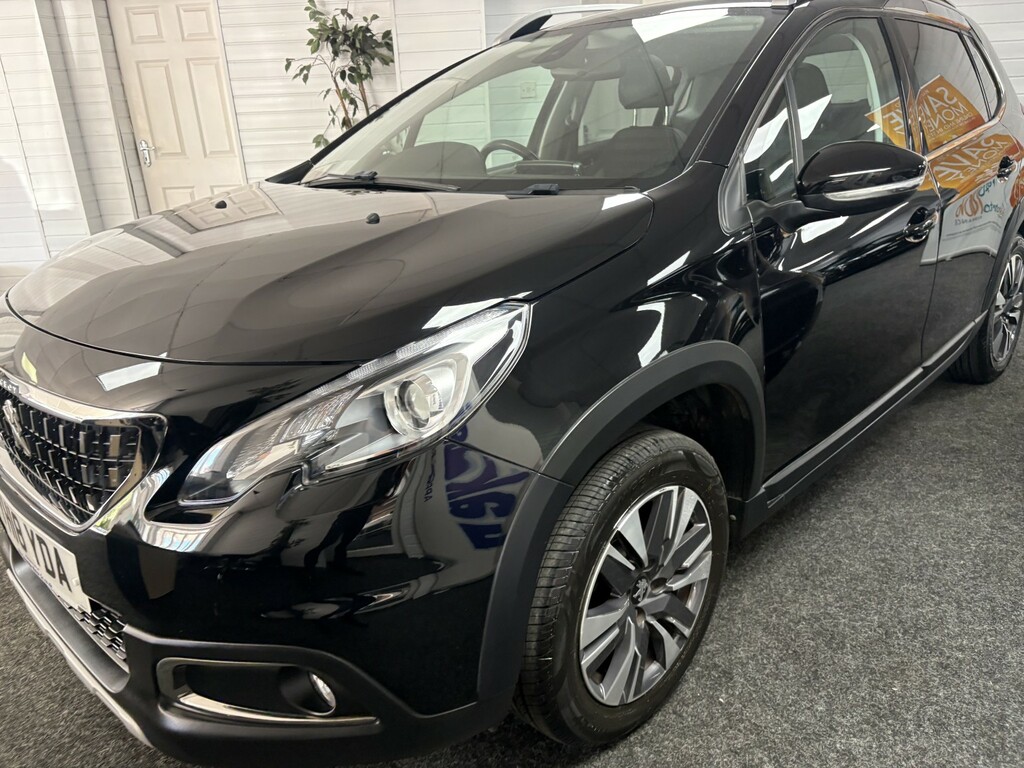 Peugeot 2008 Suv 1.2 Puretech Allure Premium YH18YDA Black #4