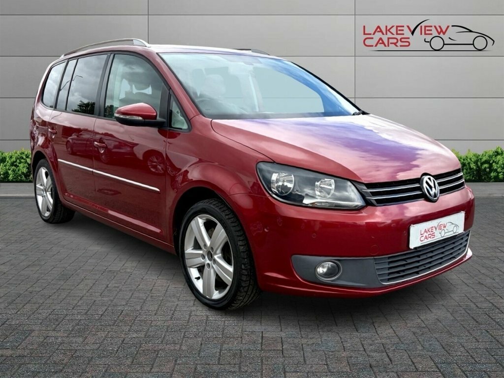 Volkswagen Touran 2L Sport Red