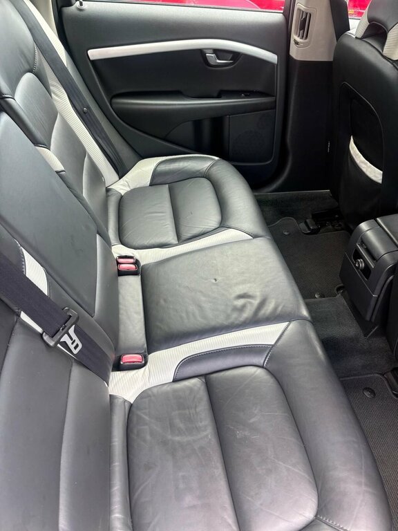 Volvo V70 2.4L R-design Se Black #4