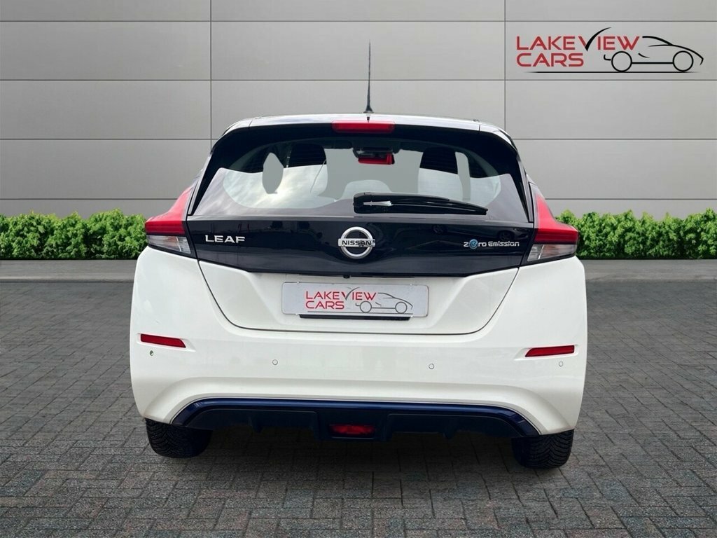 Nissan Leaf Hatchback FH68ZHM White #5