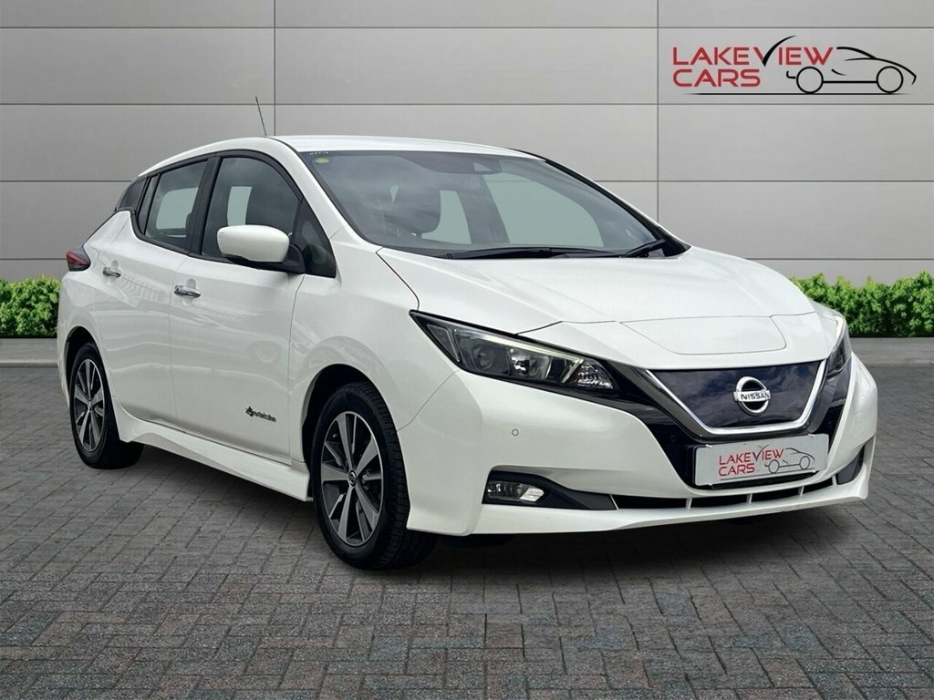 Nissan Leaf Hatchback White