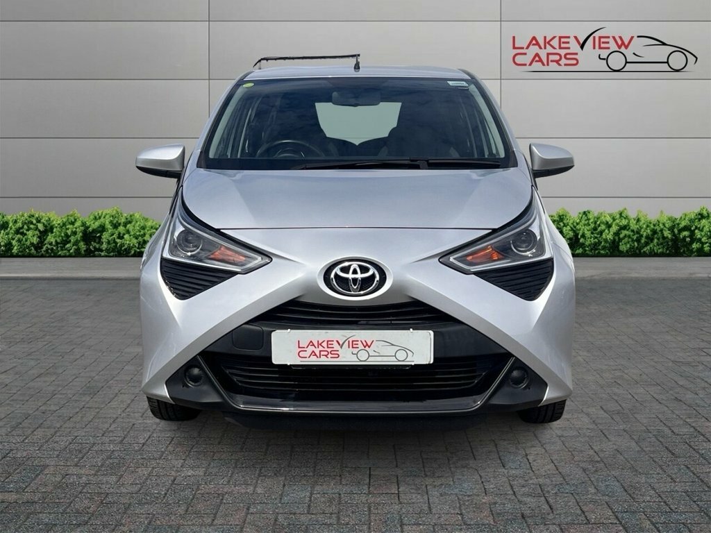 Toyota Aygo 1L X-play FL20FTX Silver #6