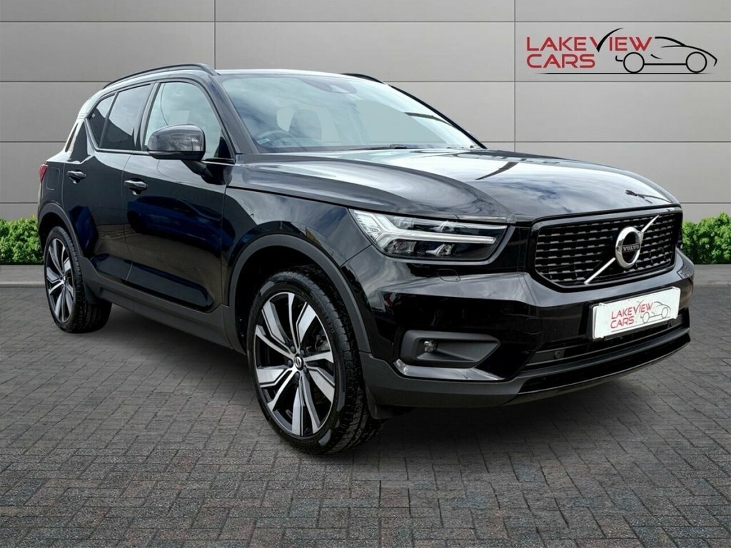 Volvo XC40 1.5L Ultimate Dark Black