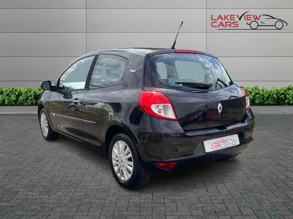Renault Clio 1.2L I-music Black #2