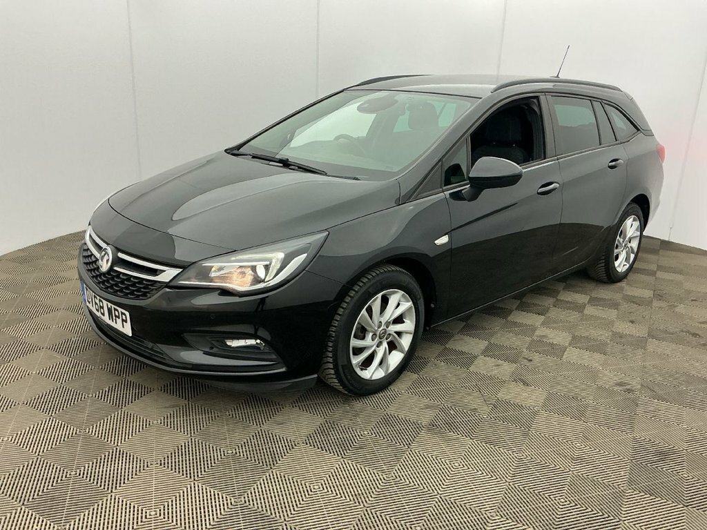 Vauxhall Astra 1.6L Tech Line Nav Black