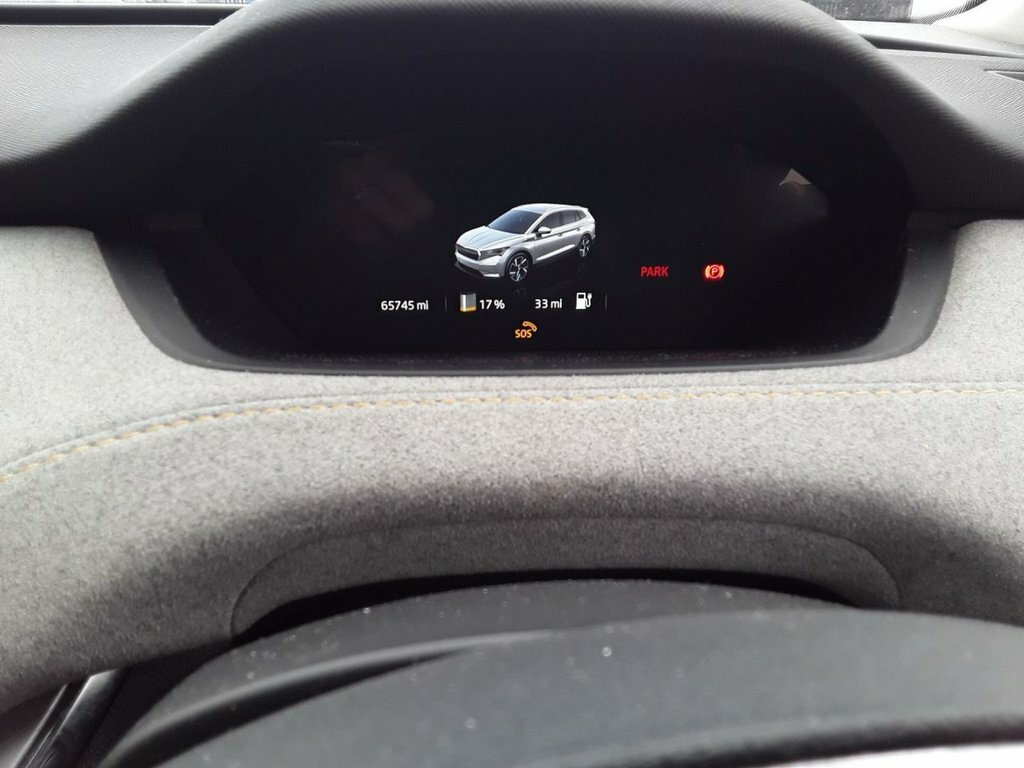 Skoda ENYAQ Suv Silver #3